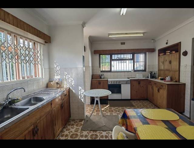 4 BEDROOM PROPERTY TO RENT IN UPPER ROBBERG